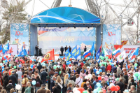 Более 3 тысяч человек встретили Первомай на набережной Амура в Хабаровске